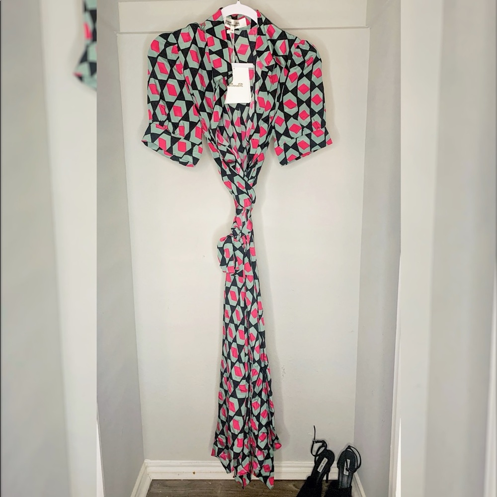 Diane Von Furstenburg Hexagon Wrap Dress